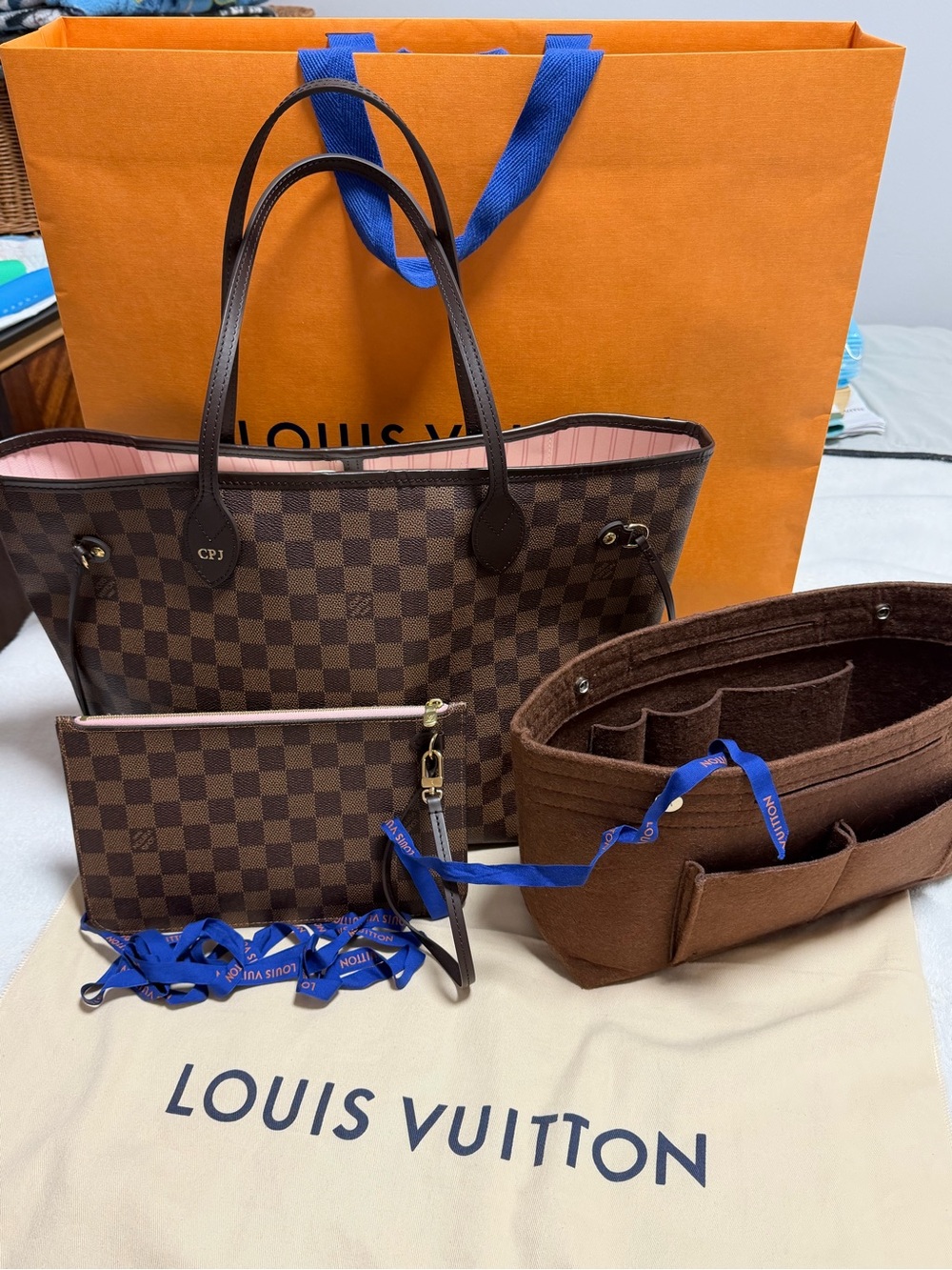 🔥 HOT SALE  Louis Vuitton Neverfull MM 🔥